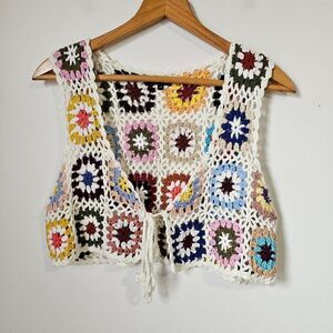 EUC DEBUT MULTICOLOR BOHO CROPPED CROCHET TOP SIZE SMALL / MED